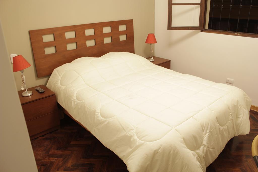 Bed & Breakfast - La Casa De Ceci Lima Exteriér fotografie