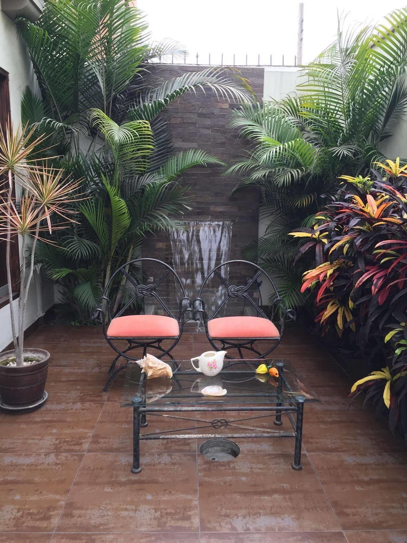Bed & Breakfast - La Casa De Ceci Lima Exteriér fotografie