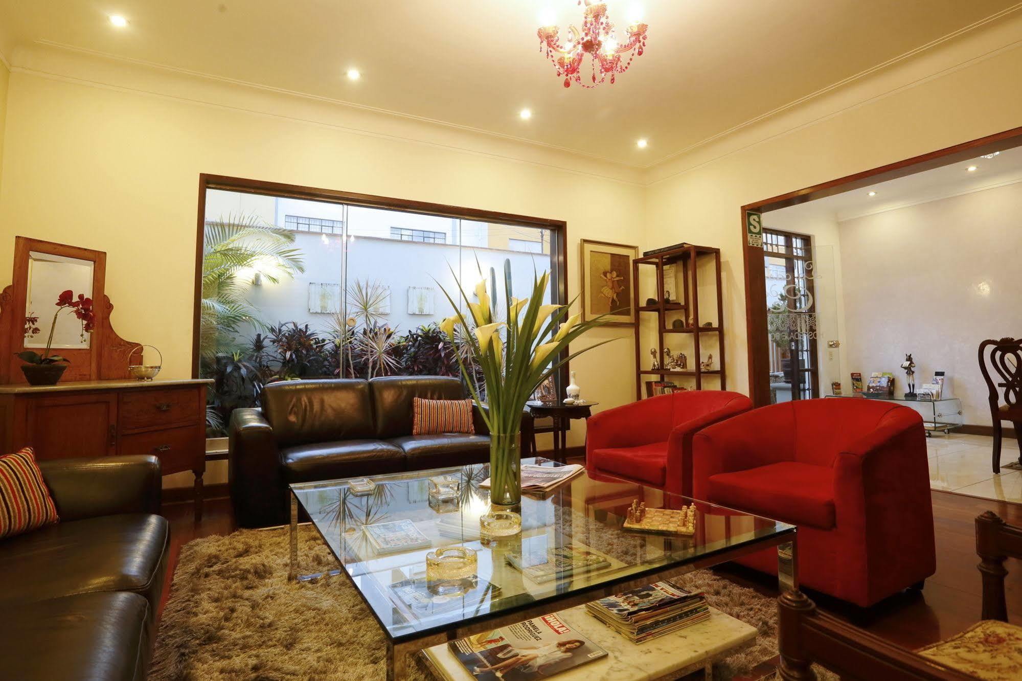 Bed & Breakfast - La Casa De Ceci Lima Exteriér fotografie